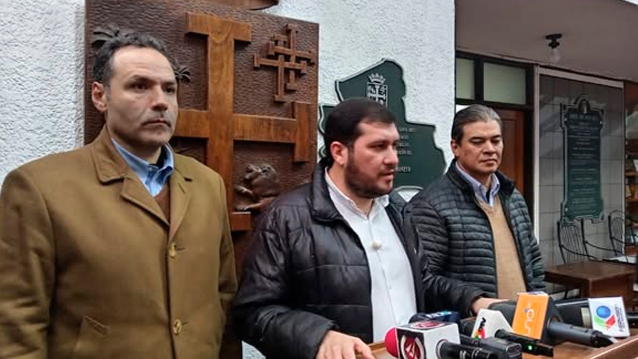 Cívicos anuncian procesos legales por bloqueos