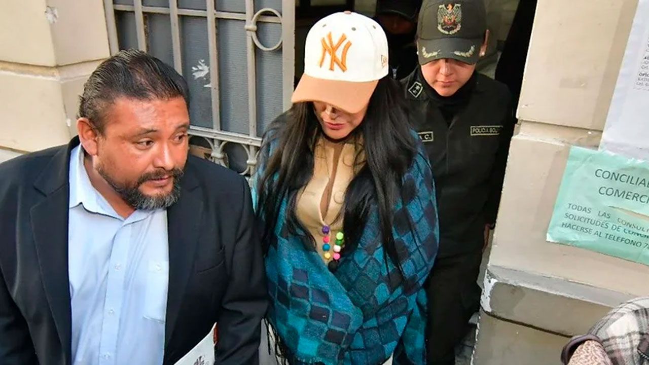 Suspenden audiencia de Wilma Alanoca por problemas en las notificaciones