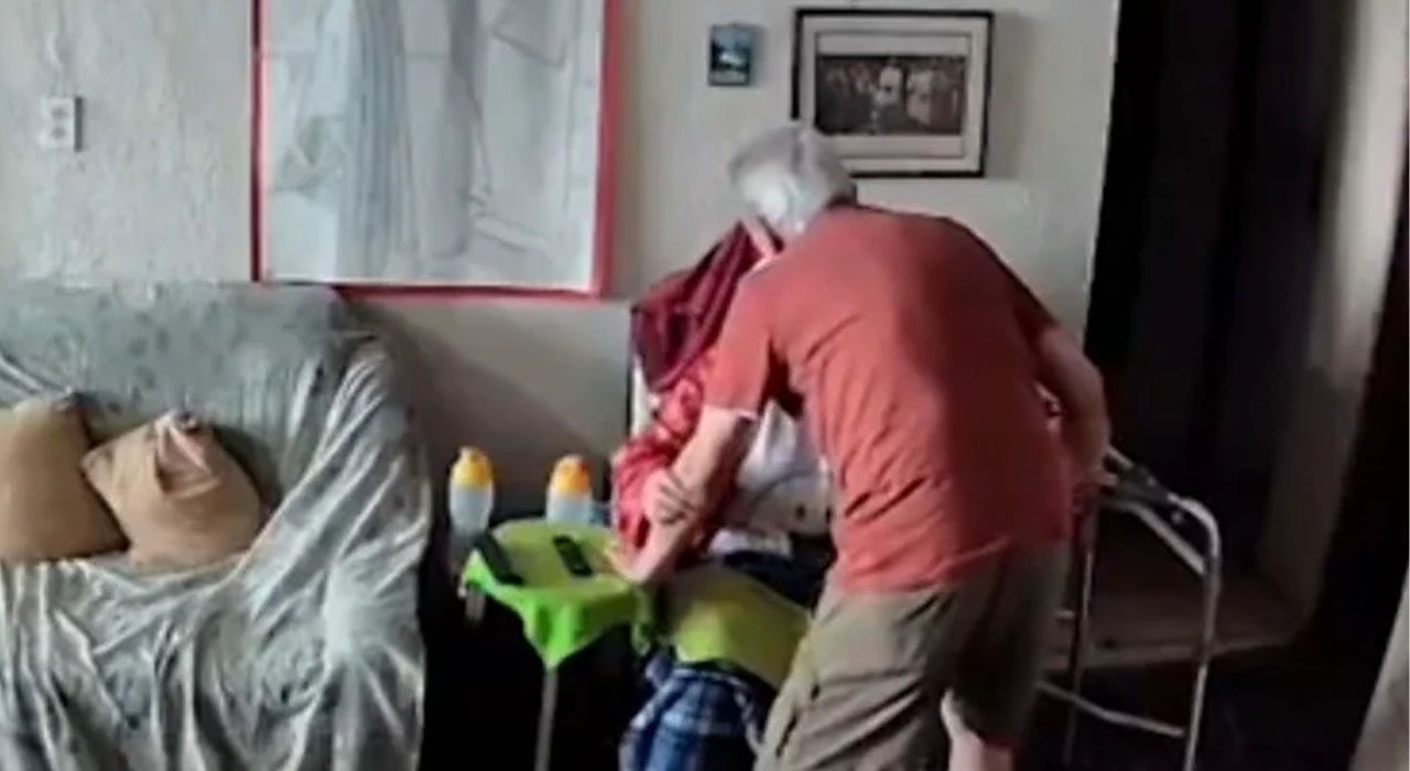 Conmueve la reacción de una pareja de abuelitos durante el terremoto en Venezuela