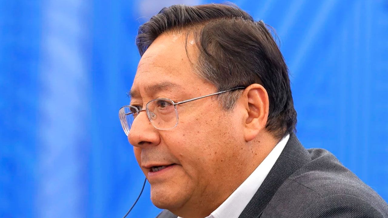 Arce rechaza acusaciones y dice que colaborara con la justicia