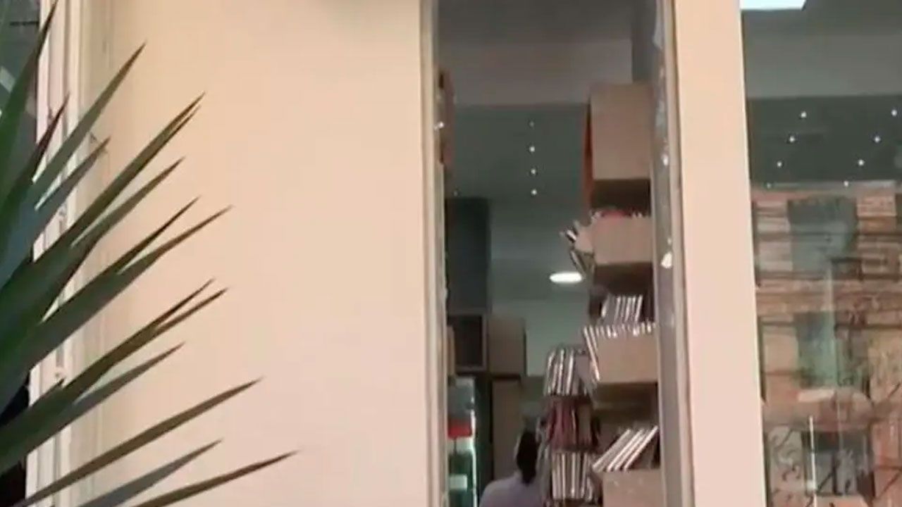 Al menos cinco hombres armados asaltan tienda de celulares en cochabamba