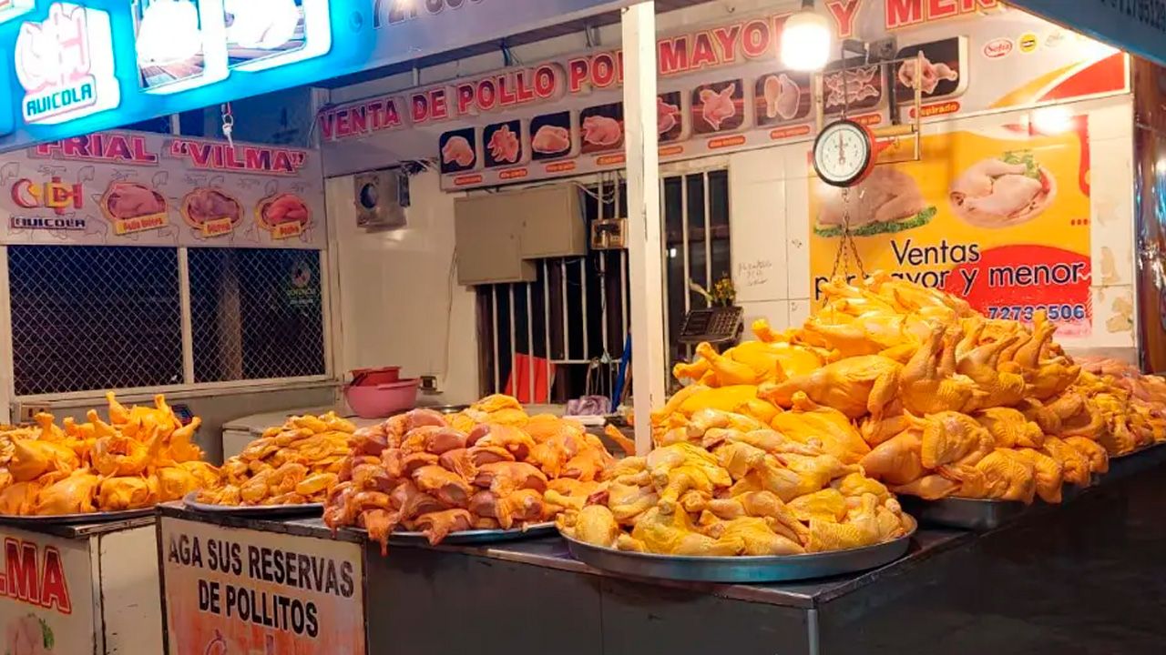 Baja el precio del pollo en La Paz