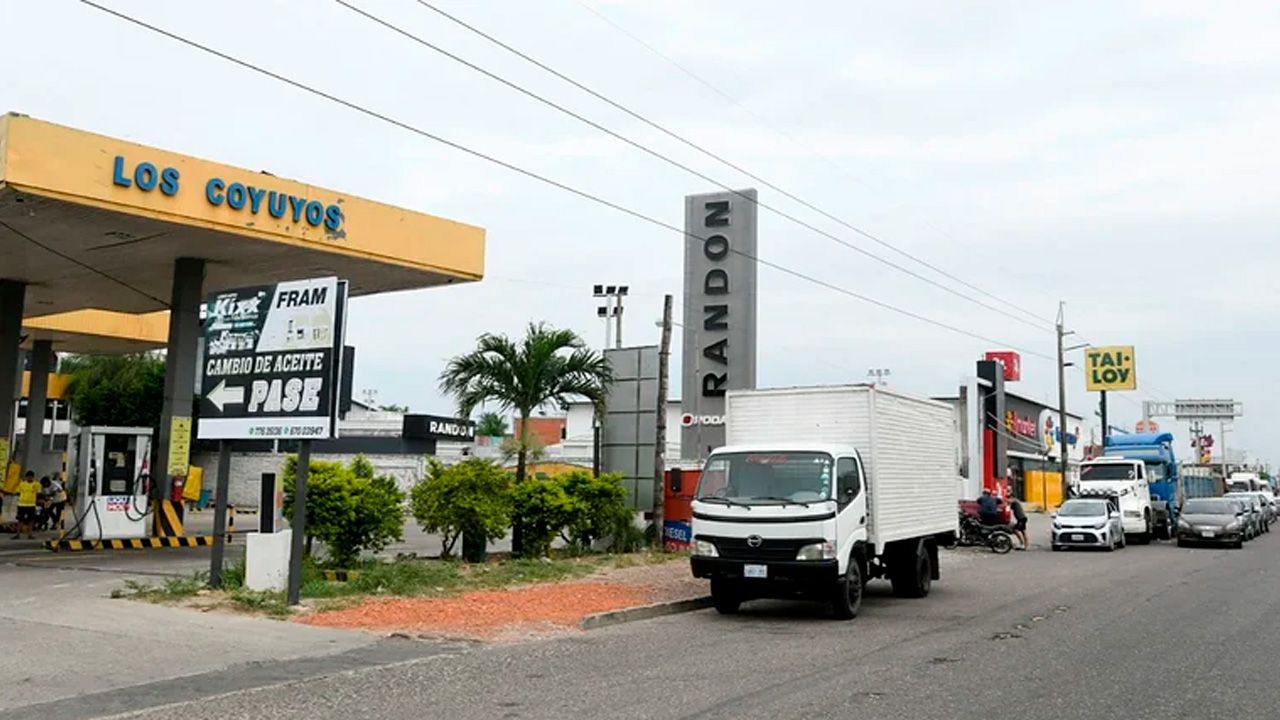 Transporte pesado denuncia crisis por falta de diésel