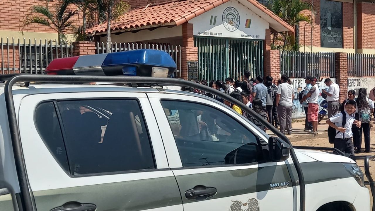 Indignación en Unidad Educativa por incidente de agresión entre estudiante