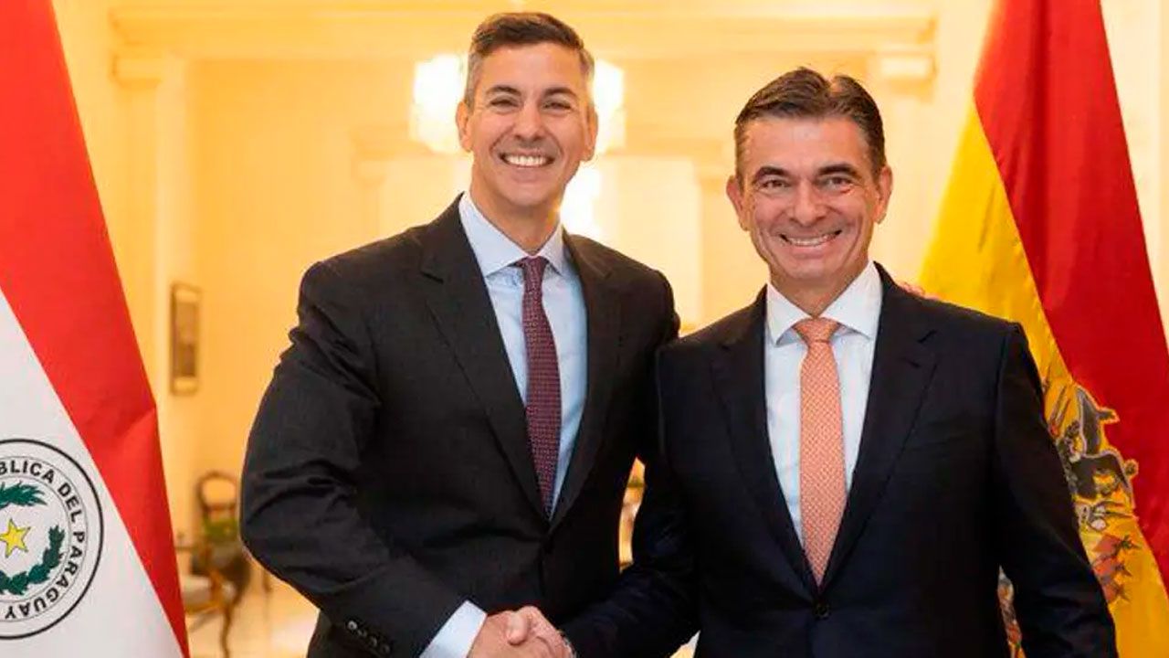 Impulso a la hidrovía y al corredor bioceánico marcan la reunión entre Paz y Peña