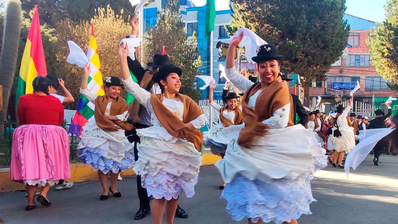 Escuela municipal de artes de el alto celebra 25 años formando talentos