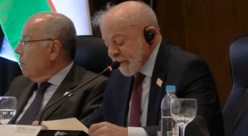 Lula felicita a Rodrigo Paz por manejo de la crisis política en Bolivia durante la Cumbre del Mercosur