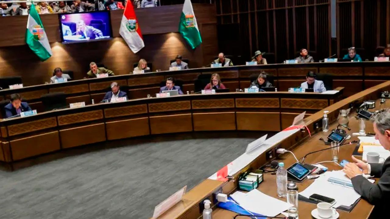 Senado tratará en sesión reservada los ascensos de la Policía