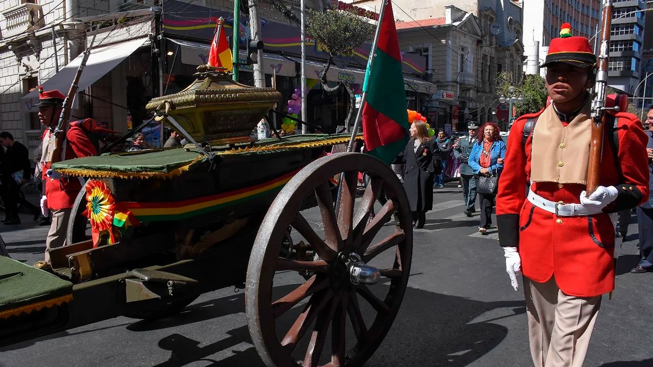 La Paz inicia las Fiestas Julias con el lanzamiento de la Marca Ciudad y más de 165 actividades