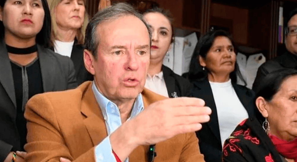 Tuto rechaza designaciones fuera de la Constitución y cuestiona paro judicial