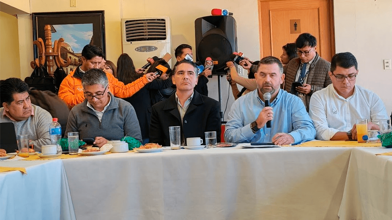 Gobierno y Confeagro acuerdan agenda para reactivar la producción tras bloqueos