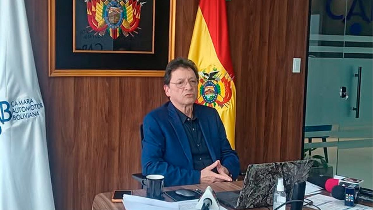 Rechazan propuesta de nacionalizar autos chutos