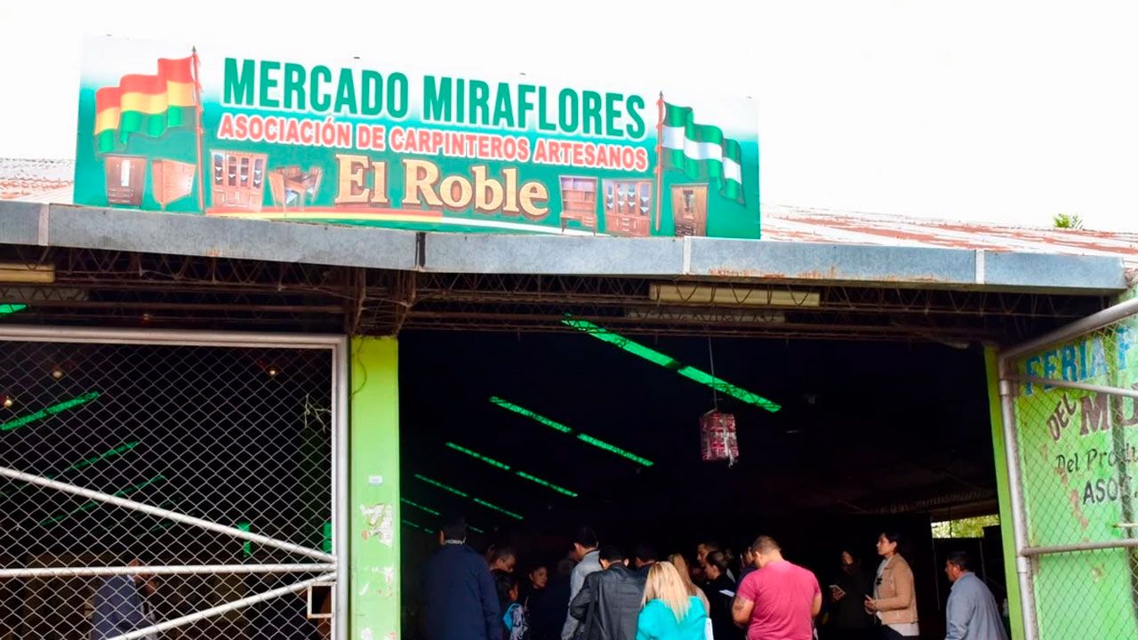 Concejales inspeccionan mercados por deterioro de su infraestructura 