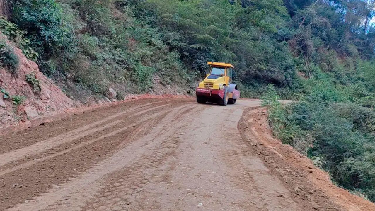 Diputados aprueban carretera alterna entre La Paz y Cochabamba