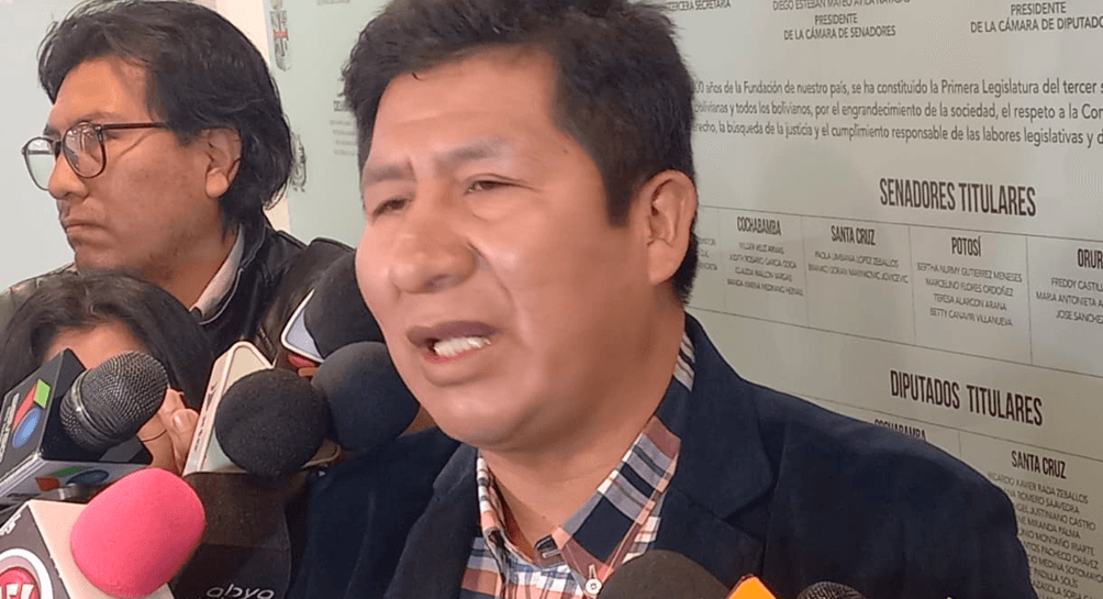 Senador plantea priorizar el tratamiento del PGE tras el receso legislativo
