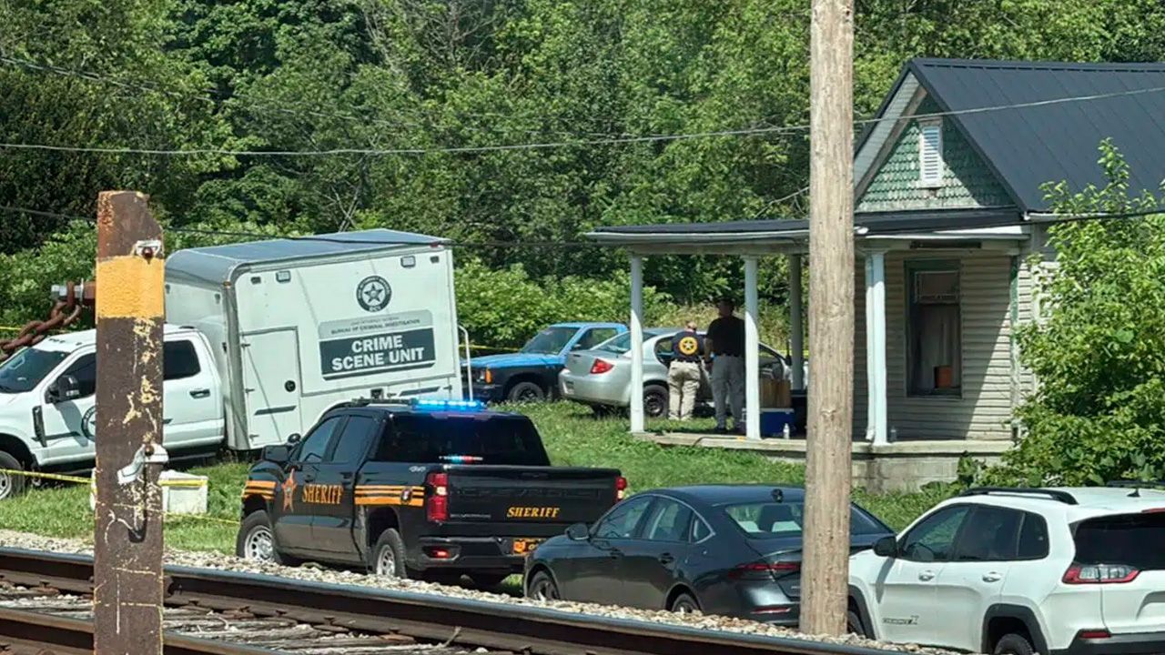 Rescatan a 16 niños que permanecían confinados en una vivienda en Ohio