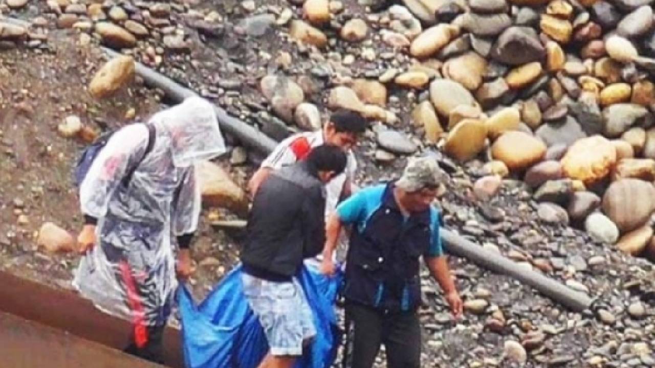 Policía confirma que suman tres los cadáveres encontrados tras el deslizamiento en Mapiri