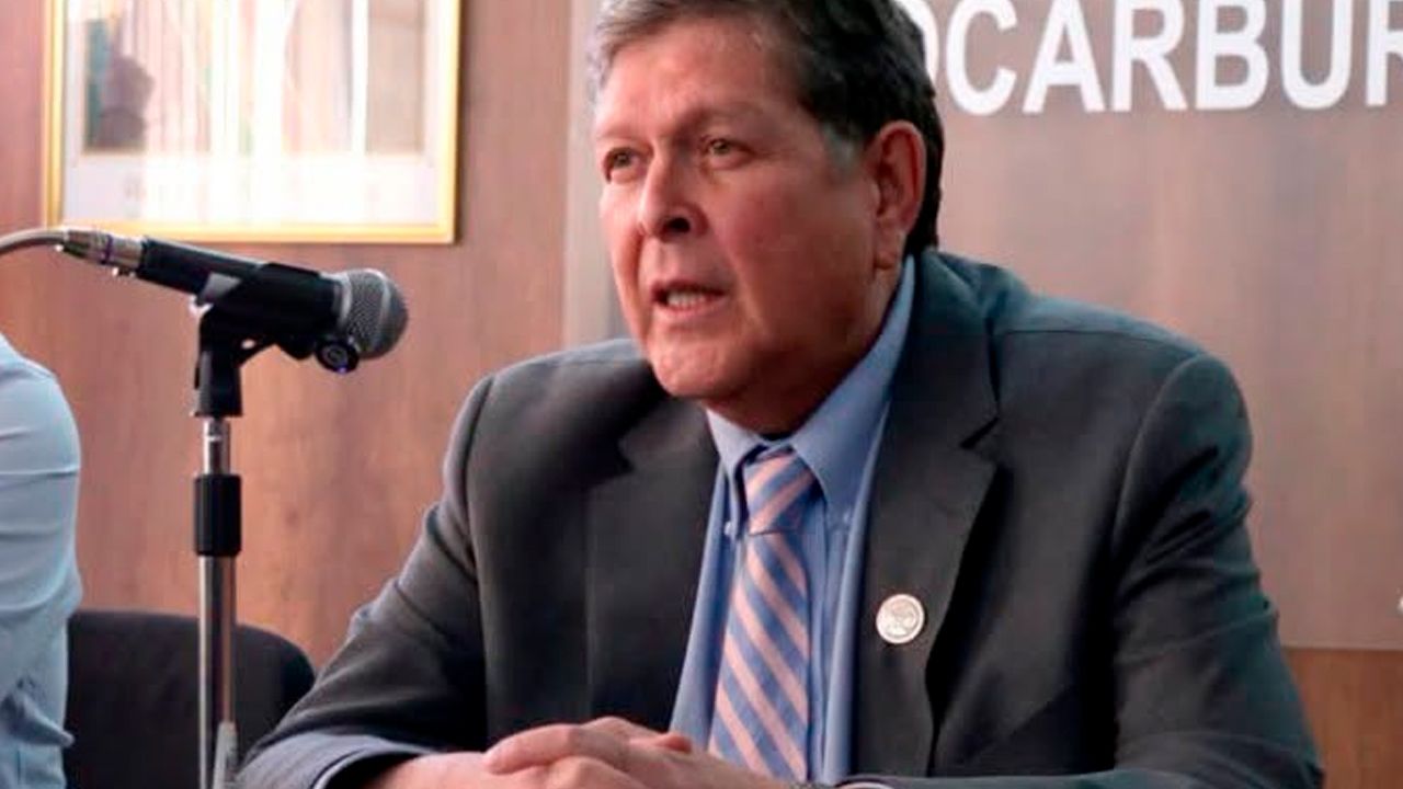 Gobierno descarta subir tarifas y analiza aplazar los pagos
