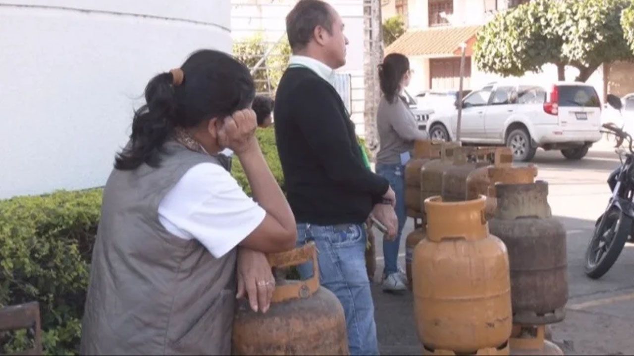 Escasez de GLP afecta a hogares y pequeños negocios en Santa Cruz