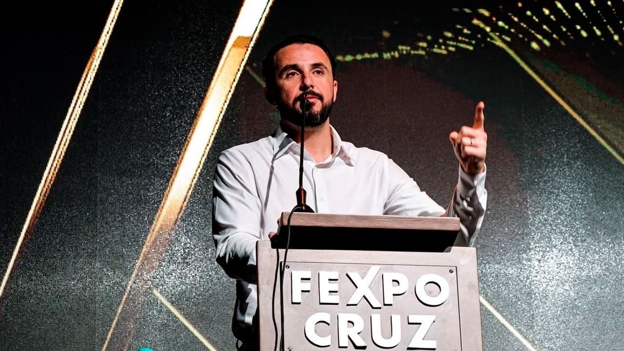 Velasco impulsa nuevas rutas de exportación para fortalecer al agro