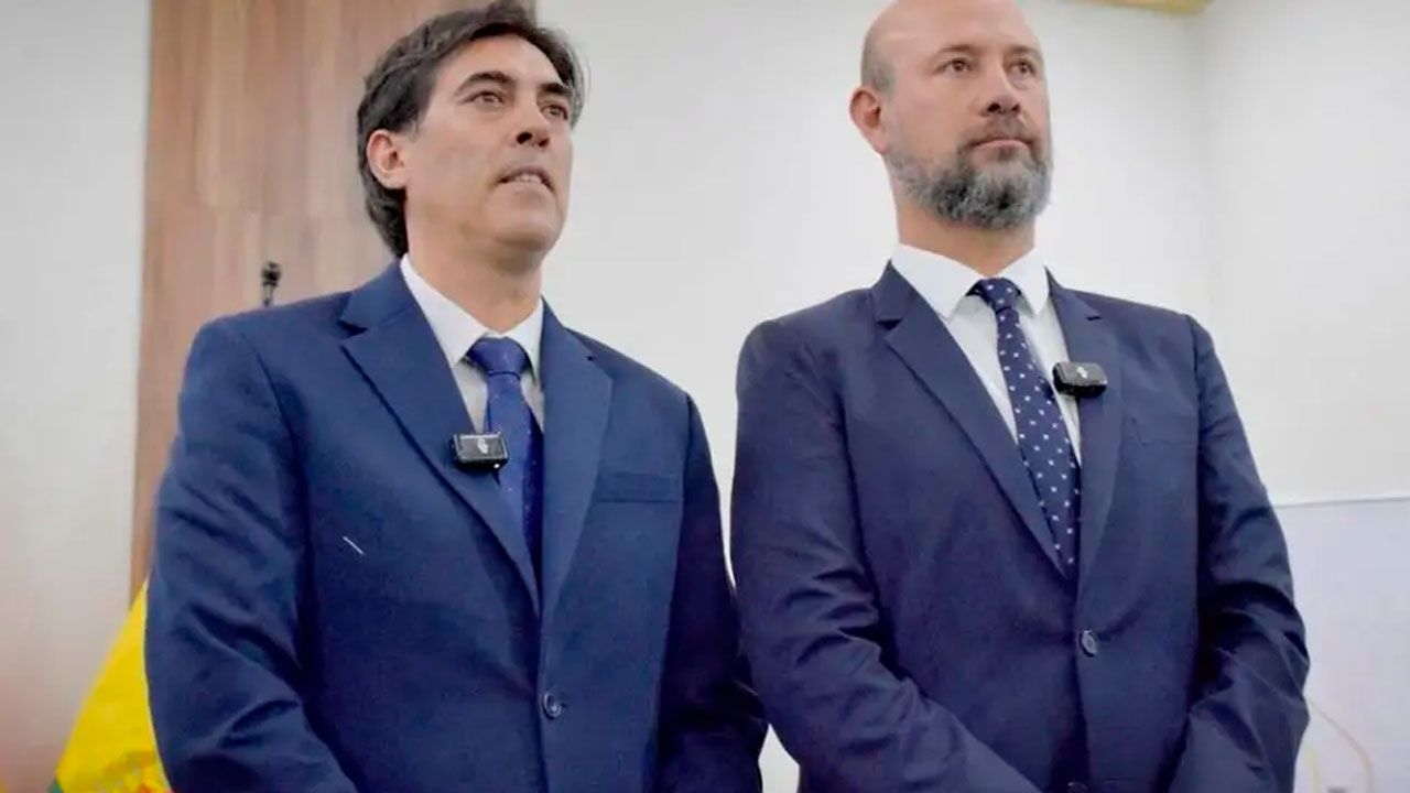 Ministro denuncia intereses en BoA y anuncia nuevo gerente