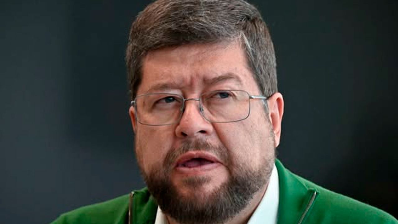Samuel respalda destitución en BoA