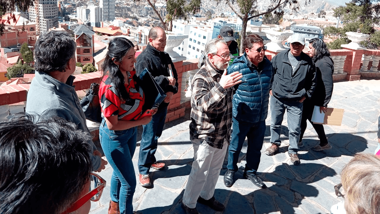  Inspección en El Montículo revela serios deterioros: Vecinos y autoridades comprometen acciones inmediatas y recursos para el 2027