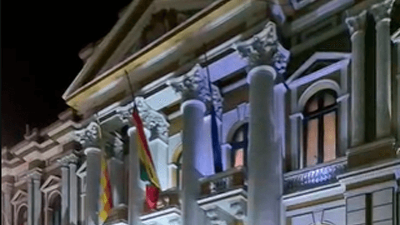 Asamblea Legislativa Plurinacional se consolida entre los espacios más visitados en la Larga Noche de Museos