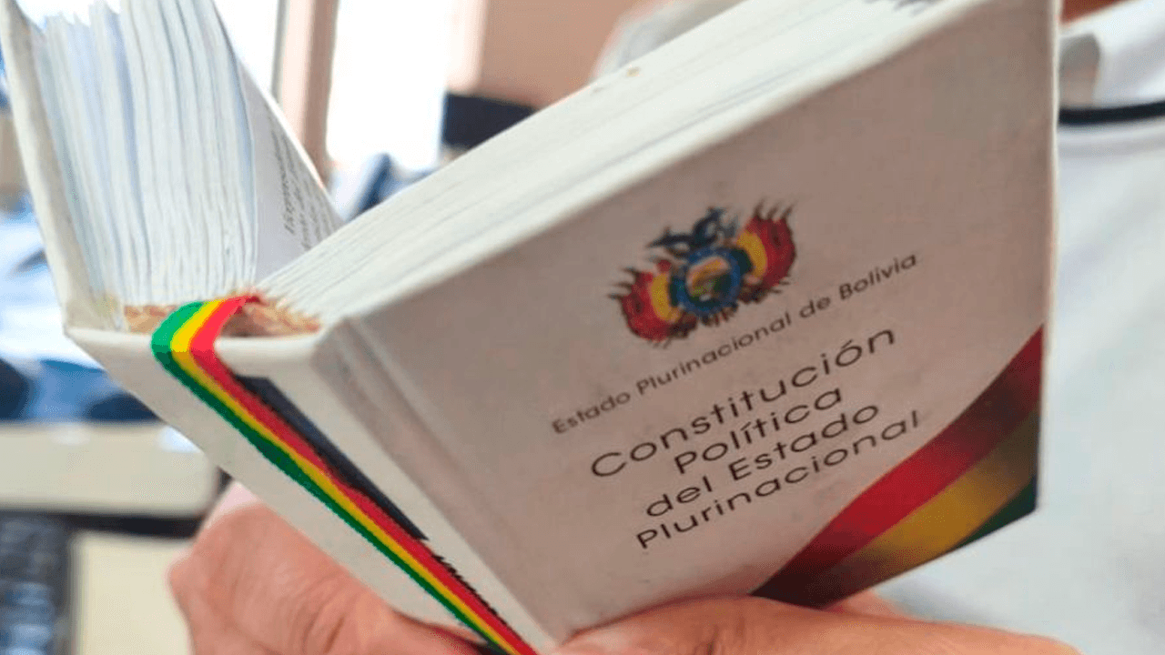 Analistas advierten que Bolivia aún no está preparada para debatir un nuevo pacto social