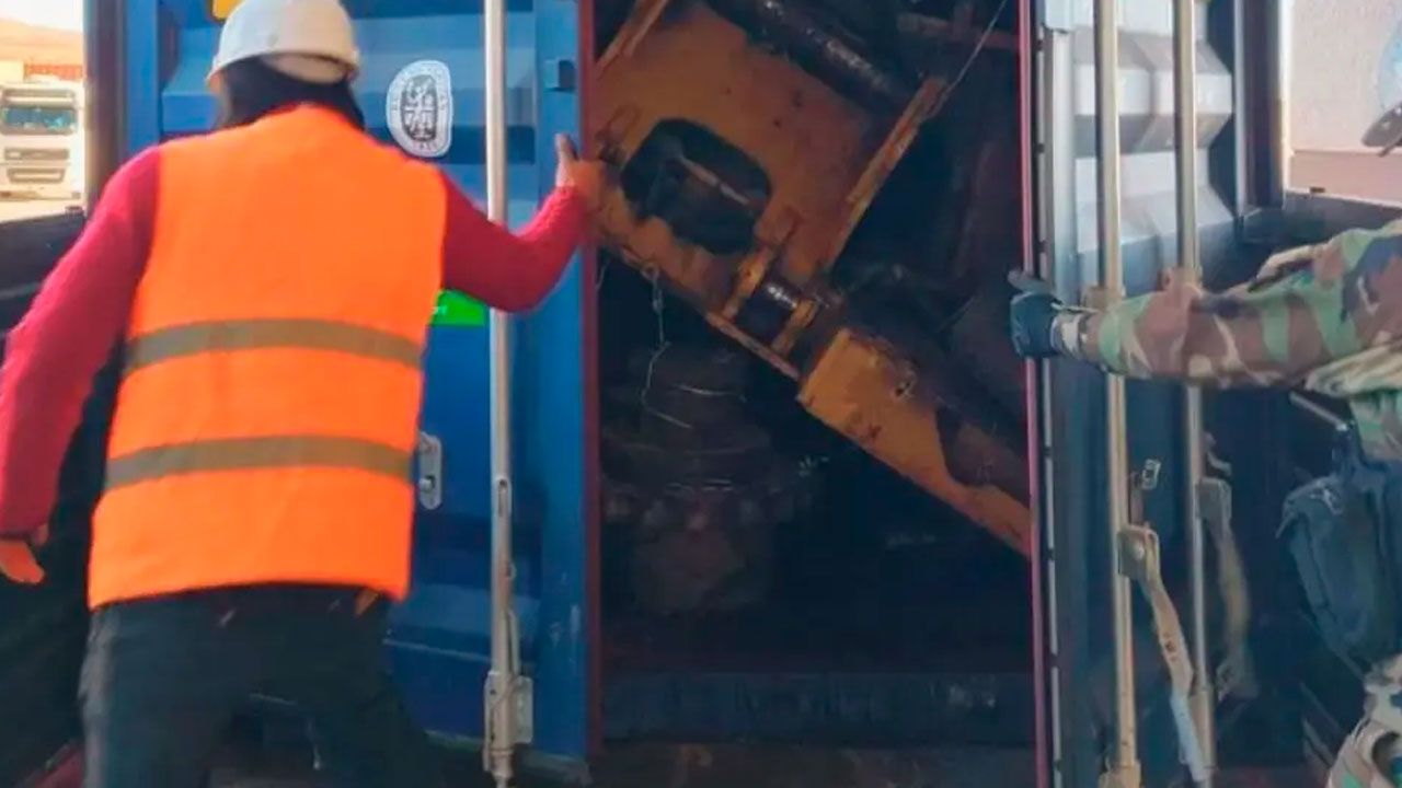 Hallan más de 123 kilos de cocaína ocultos en una excavadora con destino a Libia 