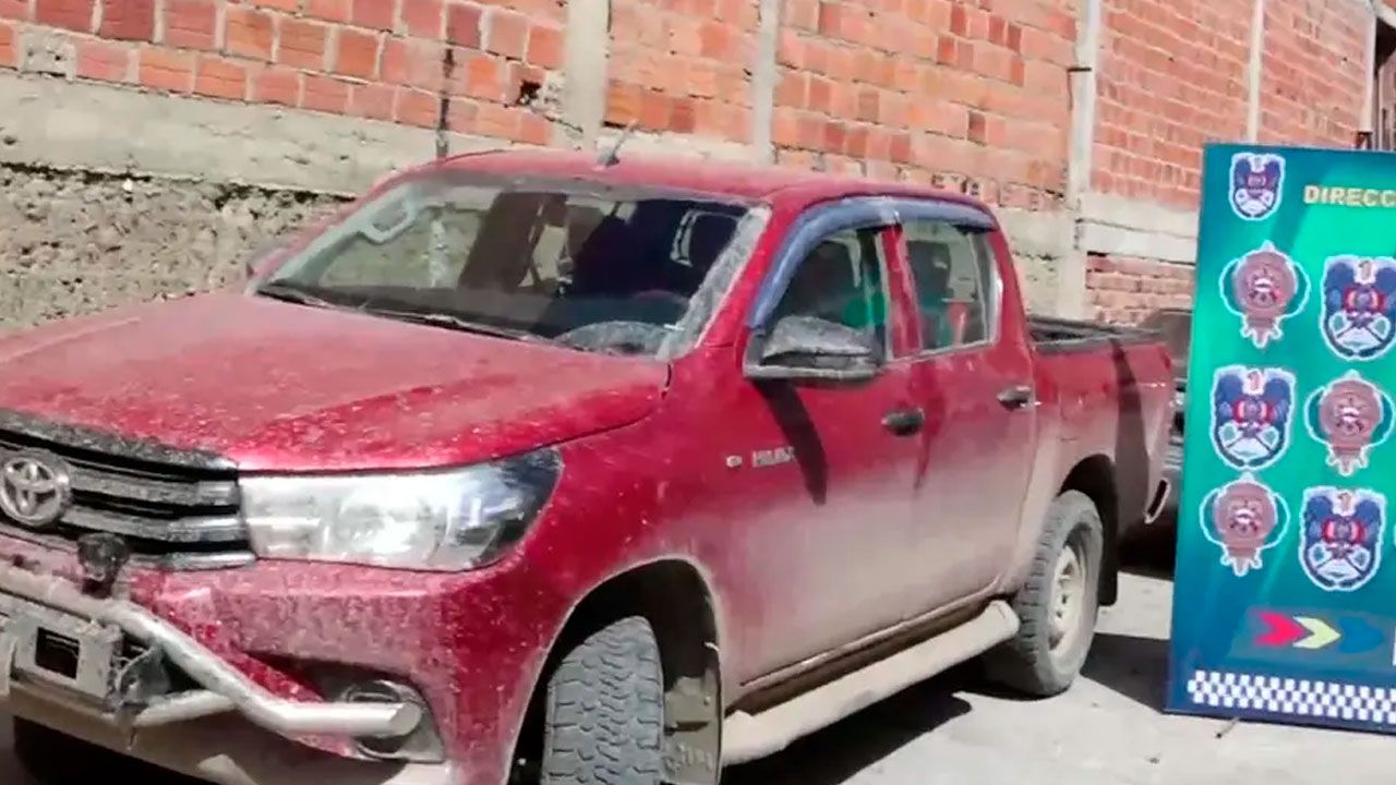 Diprove recupera en Caranavi dos vehículos robados en Chile