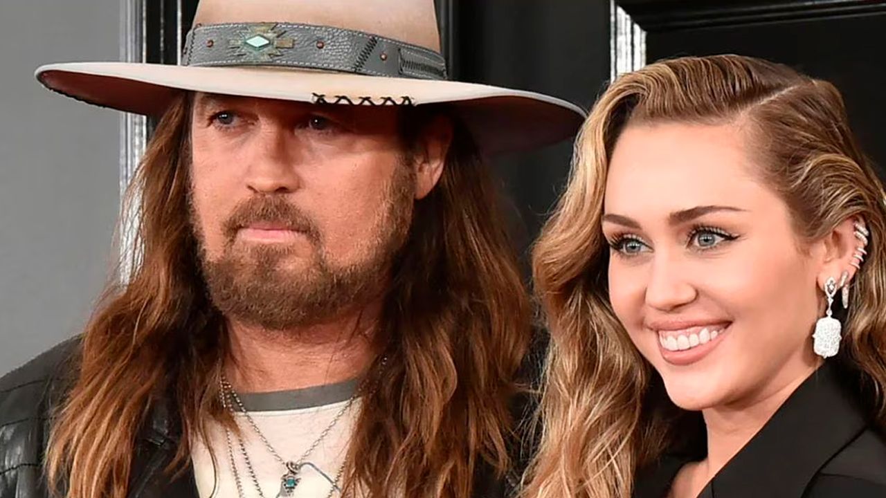 Miley Cyrus revela detalles personales en serie de Tik Tok inspirada en su nueva canción