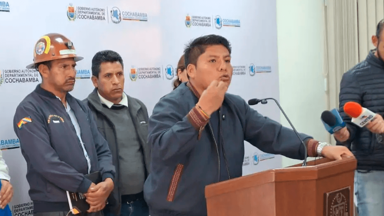 Loza pide al Gobierno oficializar feriado por la festividad de Urkupiña
