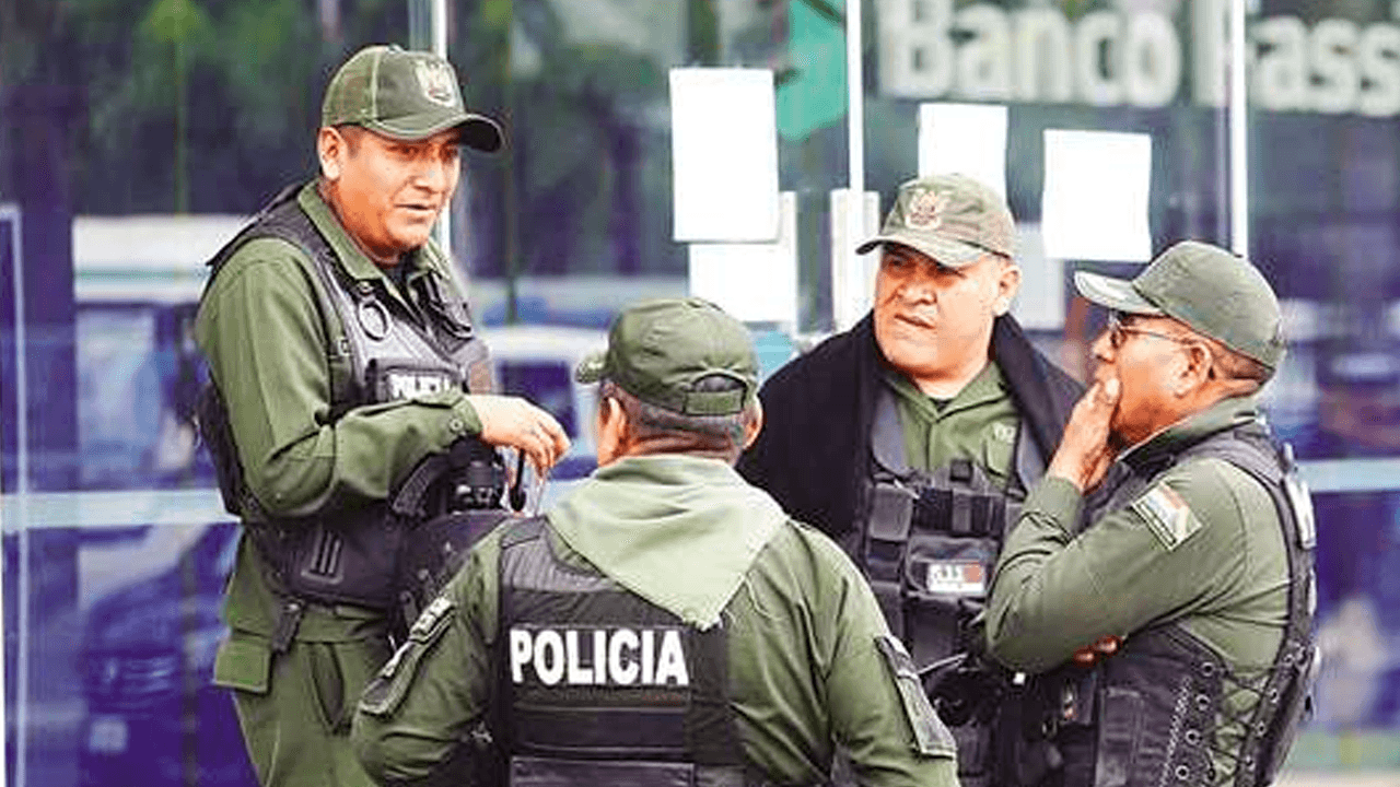 Atraco a entidad financiera en Equipetrol es investigado por la Policía