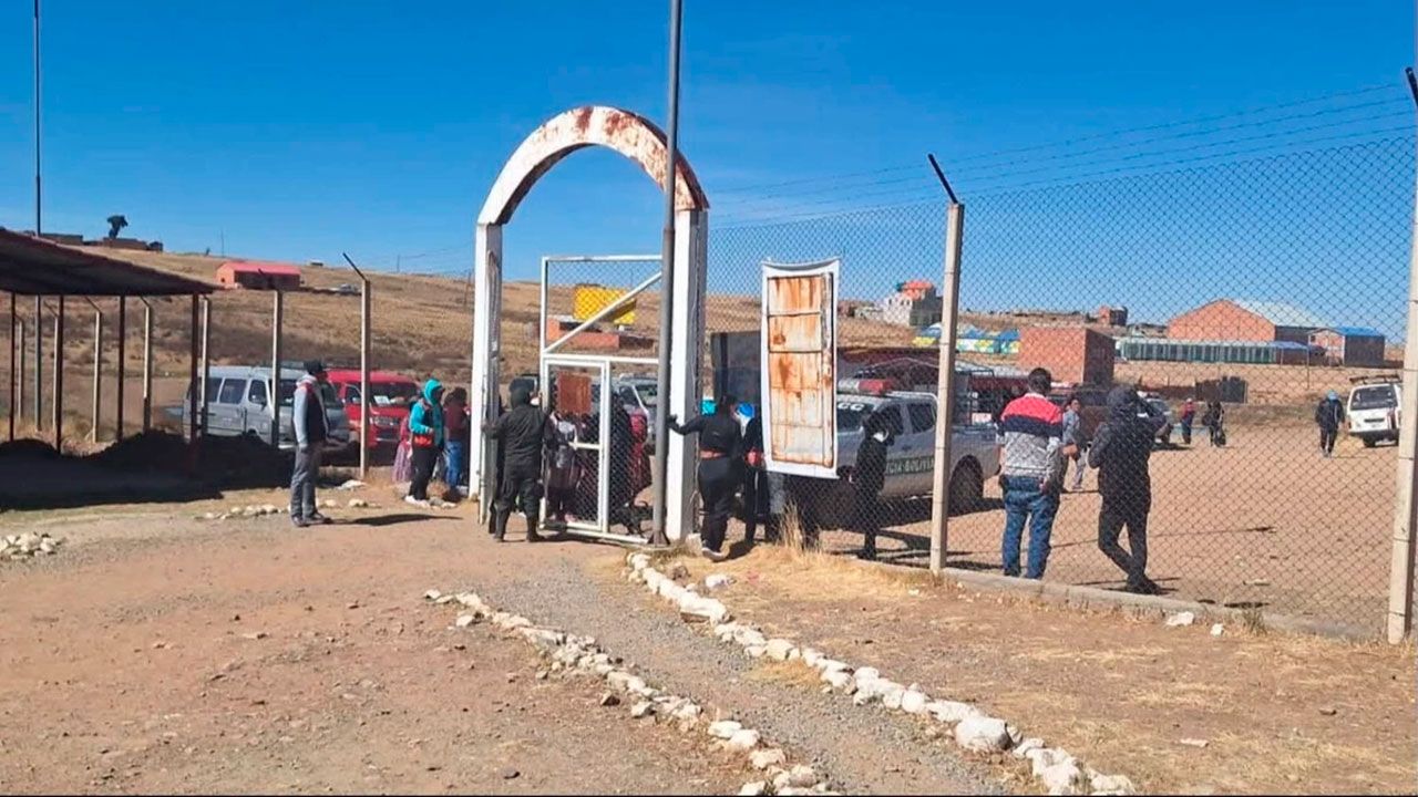 Tres policías son aprehendidos tras la muerte de un reo del PCC en Chonchocoro