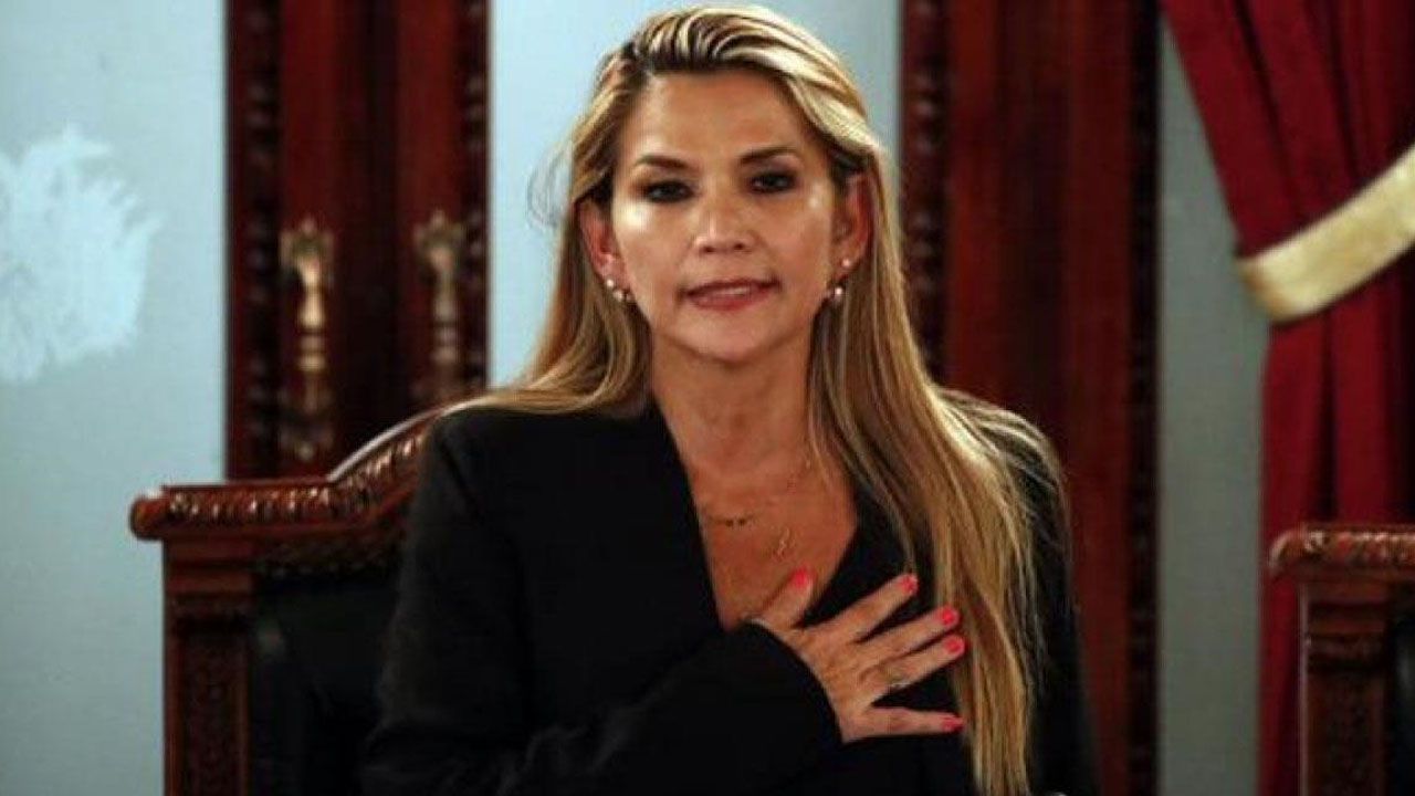 Añez advierte a Paz sobre presunto boicot en YPFB
