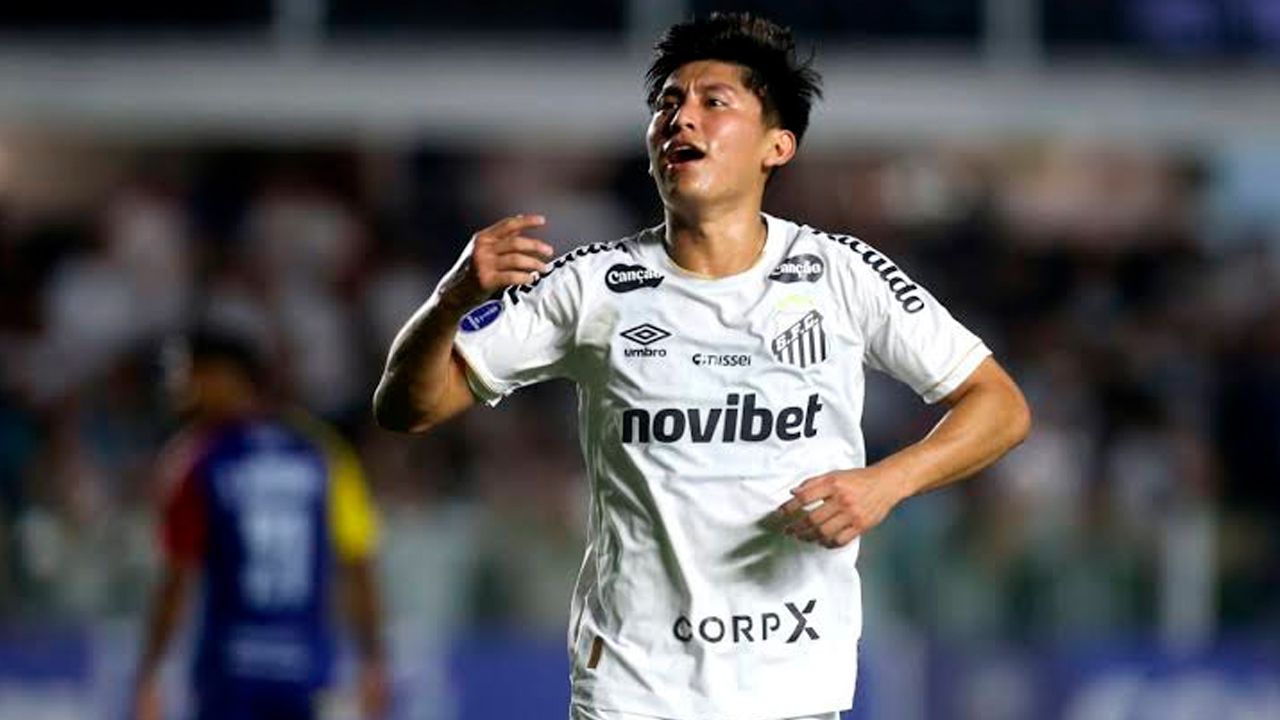 Miguelito guía la clasificación de Santos a octavos de la Sudamericana