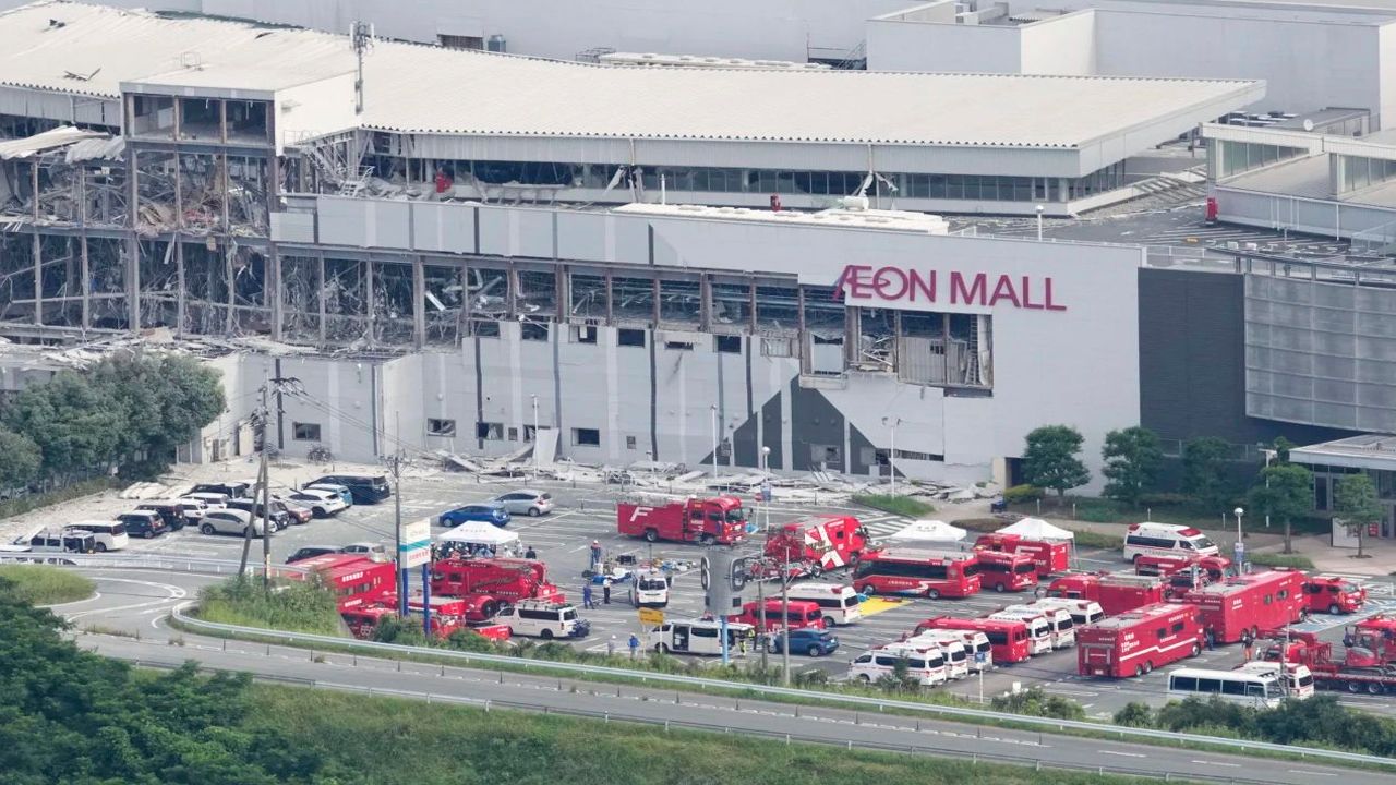 Explosión en centro comercial agrava tragedia tras terremoto en Japón