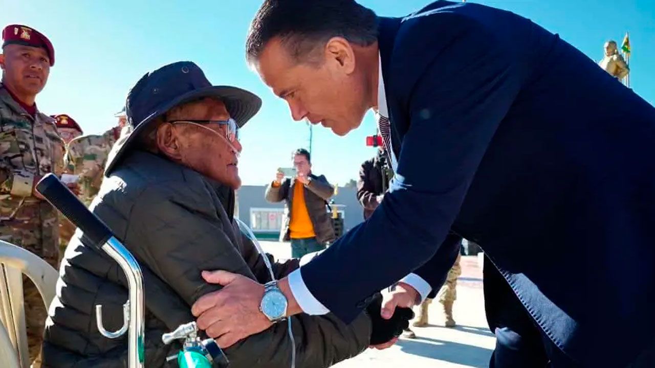 Fuerzas Armadas despliegan 500 efectivos para pagar la Renta Dignidad en regiones sin entidades financieras