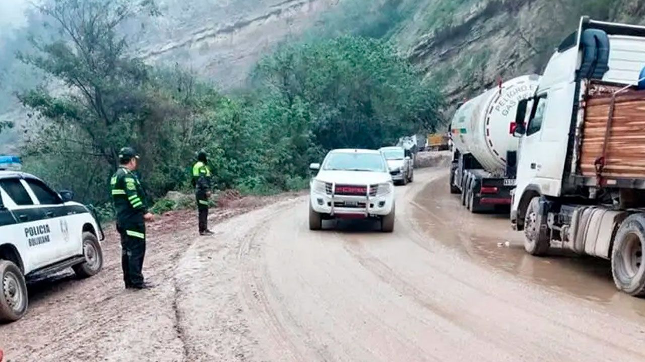 ABC garantiza tránsito normal hacia los valles cruceños durante este fin de semana