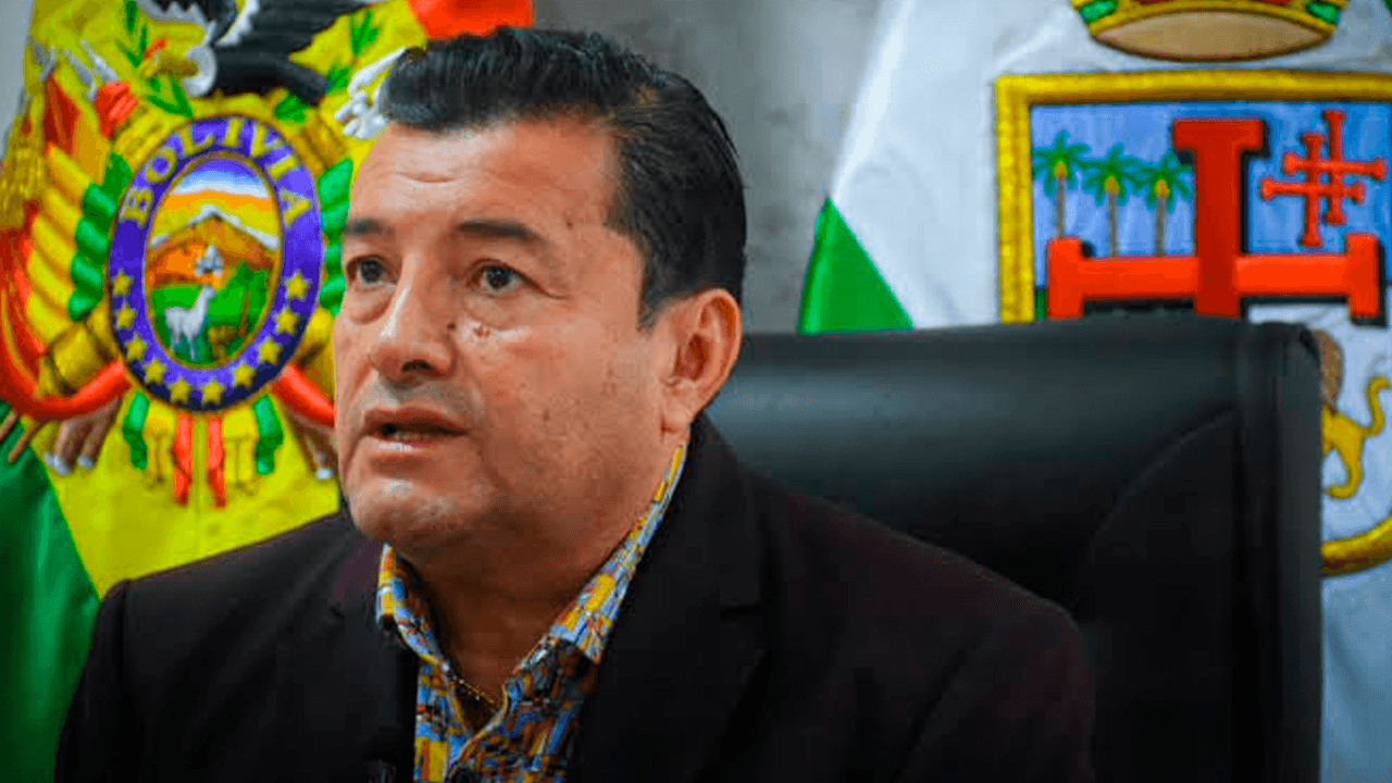 Jhonny Fernández rechaza denuncias de Manuel Saavedra y responde a cuestionamientos sobre su gestión