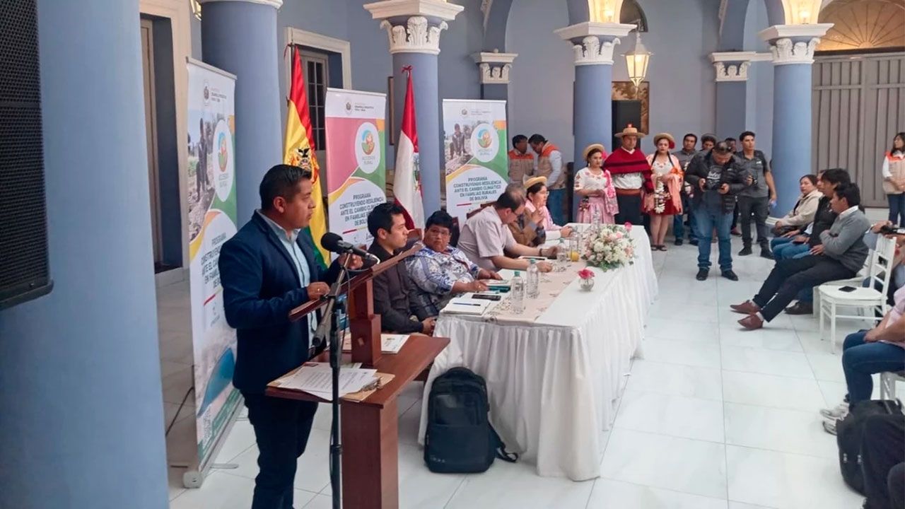 Aprocam destina bs 3,8 millones para proyectos hídricos en tres departamentos