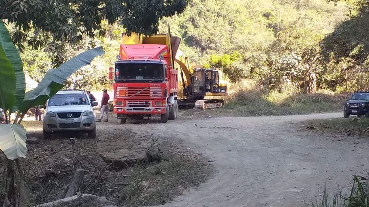 Comunarios de Yolosa denuncian ingreso de maquinaria para presunta minería ilegal