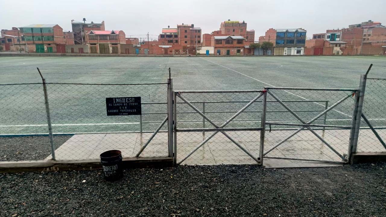 Distrito 3 inicia obras de equipamiento en la cancha Luis Espinal Camps