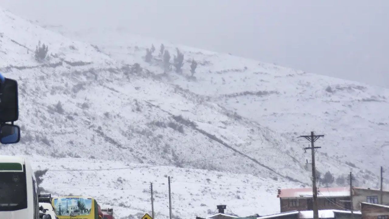 Nevadas y riesgo de desbordes activan alertas en cuatro departamentos