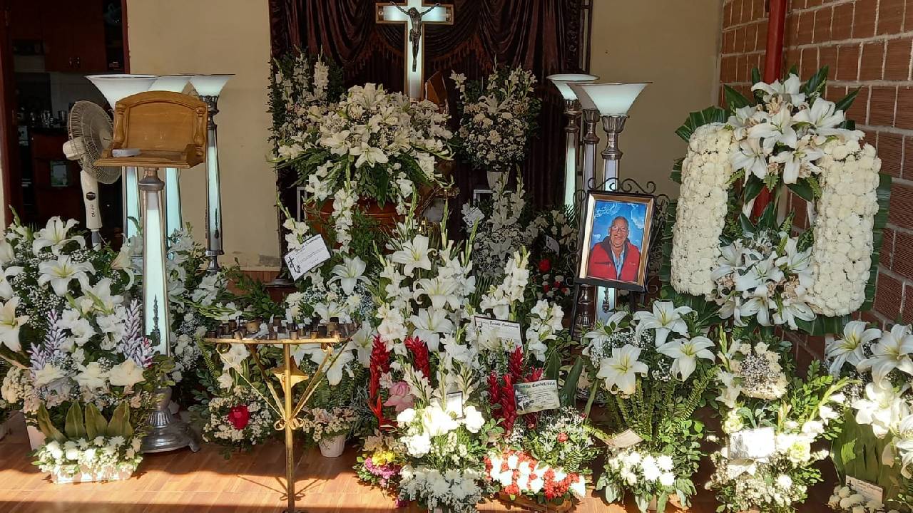 Trágico Accidente en Avenida Virgen de Cotoca: Víctor Flores Ramos es velado por sus seres queridos