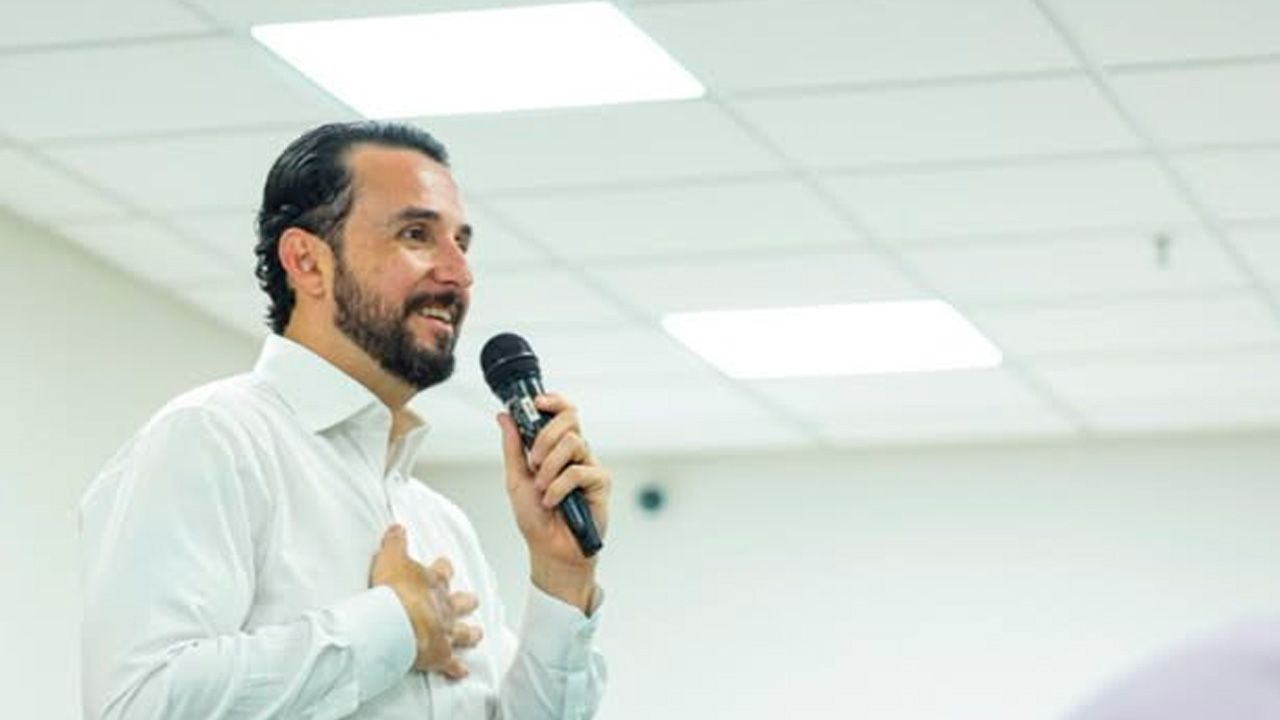 Velasco anuncia mayor abastecimiento de combustibles en Santa Cruz