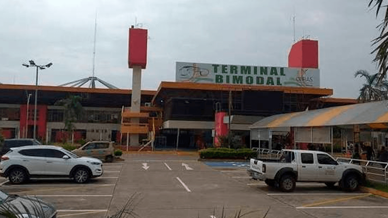   Viajes entre Cochabamba y Santa Cruz operan solo por la ruta antigua por bloqueos en Yapacaní y Chimoré
