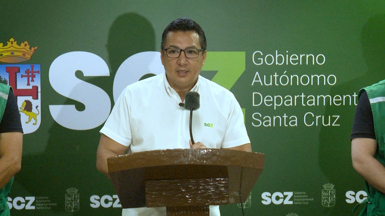 Gobernación de Santa Cruz anuncia el decreto de embanderamiento y revela la agenda y desfile cívico en conmemoración a la Gesta Libertaria