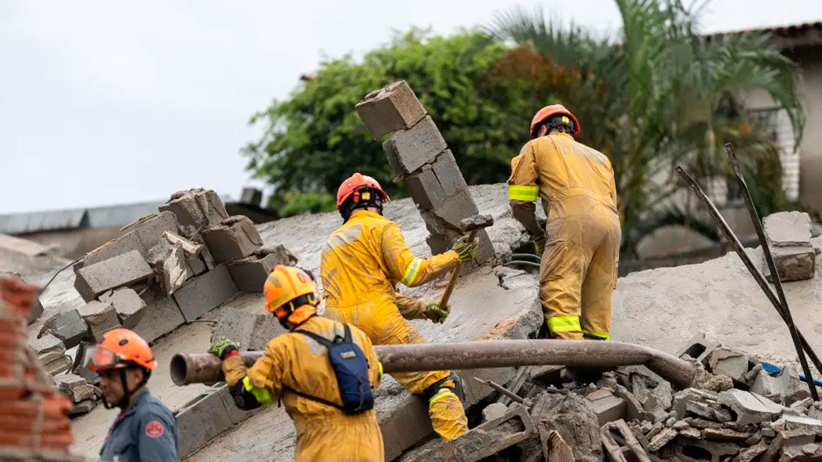 Edificio en construcción cae sobre casa de bolivianos en San Pablo